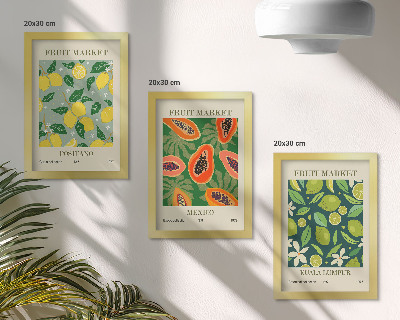 Gallery wall Fruitige patronen van citroenen, papaja's en limoenen.