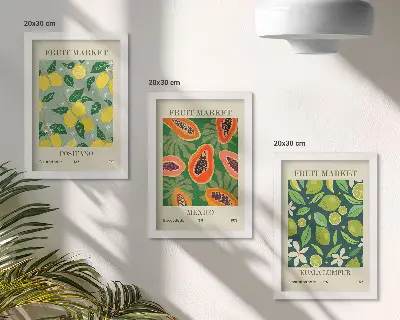 Gallery wall met fruitige patronen van citroenen, papaja's en limoenen