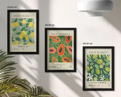 Gallery wall met fruitige patronen van citroenen, papaja's en limoenen