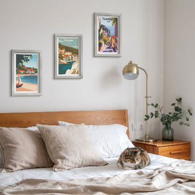 Gallery wall Stijlvolle illustraties van stadsgezichten aan zee
