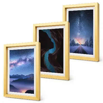 Gallery wall met nachtelijke hemel, bergen, kloof en winterlandschap
