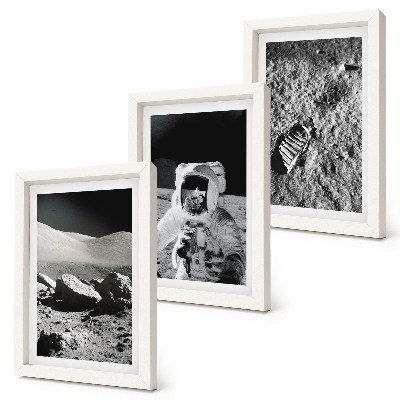 Set van ingelijste schilderijen Maanfoto's met astronaut en voetafdruk