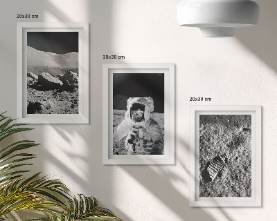 Set van ingelijste schilderijen Maanfoto's met astronaut en voetafdruk