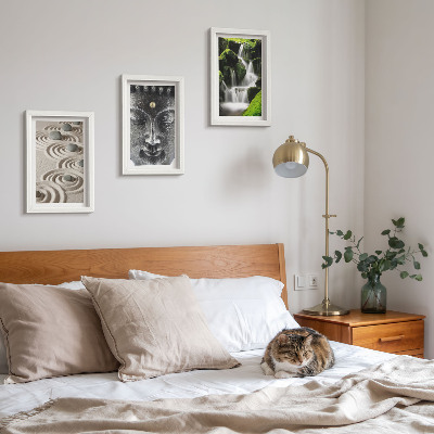 Gallery wall De rust van de natuur met stenen, een waterval en een Boeddha.