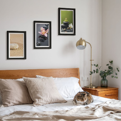 Gallery wall Rustgevende steenmotieven die vrede en zen uitstralen.