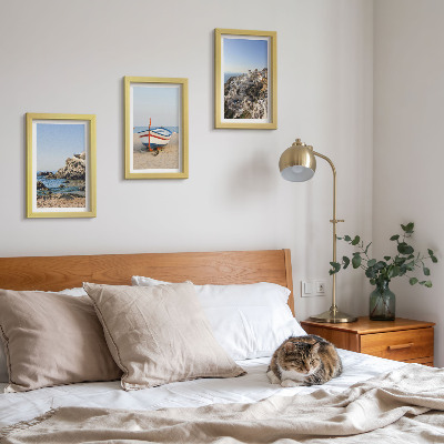 Gallery wall Uitzicht op zee met boot en witte huizen, Griekenland