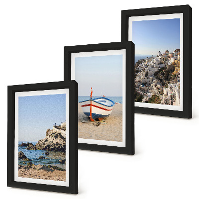 Gallery wall Uitzicht op zee met boot en witte huizen, Griekenland