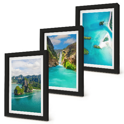 Set van ingelijste schilderijen Tropische landschappen met eilanden en turquoise water.