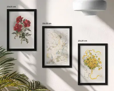 Gallery wall rode rozen, witte figuur en gele bloemen in een vaas