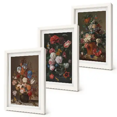Gallery wall bloemen in vazen en vintage planten set met diverse vintage plantenarrangementen