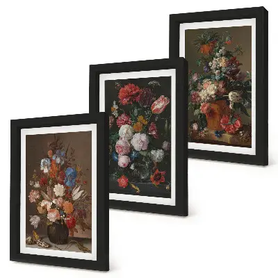 Gallery wall bloemen in vazen en vintage planten set met diverse vintage plantenarrangementen