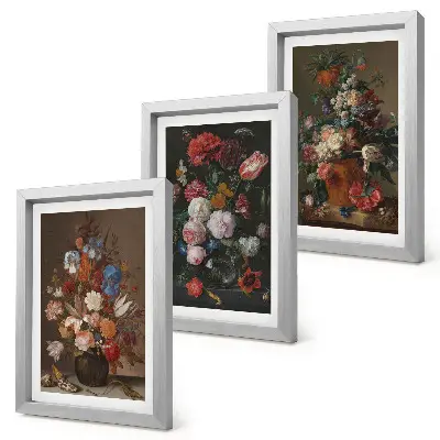 Gallery wall bloemen in vazen en vintage planten set met diverse vintage plantenarrangementen