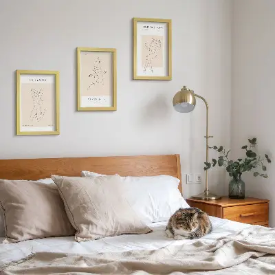 Gallery wall minimalistische posters met vrouwelijke silhouetten