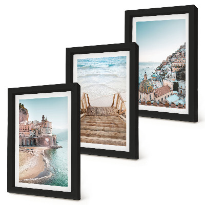 Set van ingelijste schilderijen Zomerse pastelkleuren met architectuur aan zee en strand