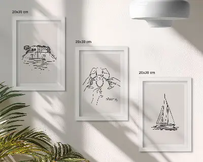 Gallery wall uitzicht op het huis aan het water met zeilboot en proostende glazen