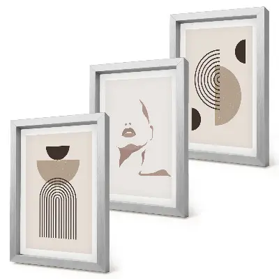 Gallery wall met abstracte geometrische vormen en gezichtssilhouet