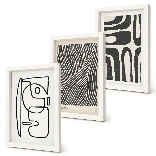 Set ingelijste schilderijen met abstracte patronen van lijnen en texturen op een lichte achtergrond