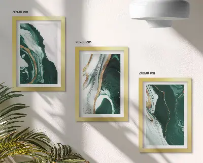 Set van ingelijste schilderijen met abstracte verfpatronen in groen en wit
