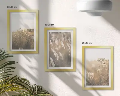 Gallery wall landschap met grassen en bloemen in warme tinten