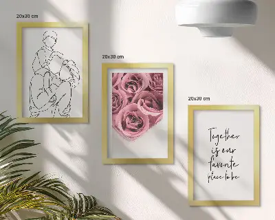 Set van ingelijste schilderijen familie lijntekening met rozenboeketten en huis inscriptie