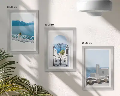 Set van ingelijste schilderijen zeezicht met witte gebouwen in Griekenland