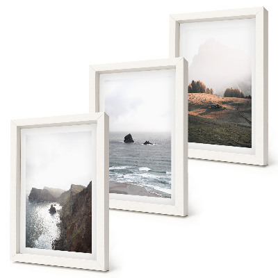 Set van ingelijste schilderijen Berg- en zeelandschappen met wolken en bossen
