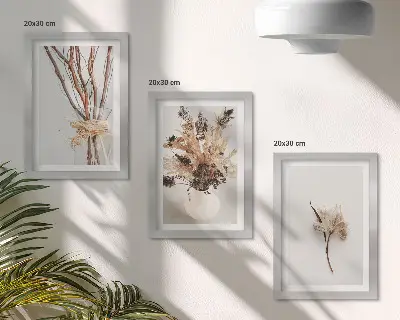 Set van ingelijste schilderijen met bloemen en takken in een minimalistische, natuurlijke stijl