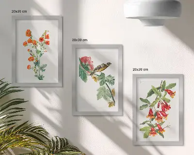 Gallery wall met geschilderde retrobloemen en een vogel op een tak