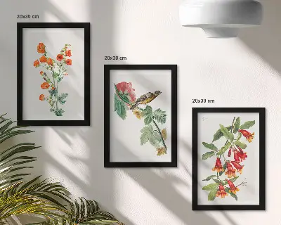 Gallery wall met geschilderde retrobloemen en een vogel op een tak