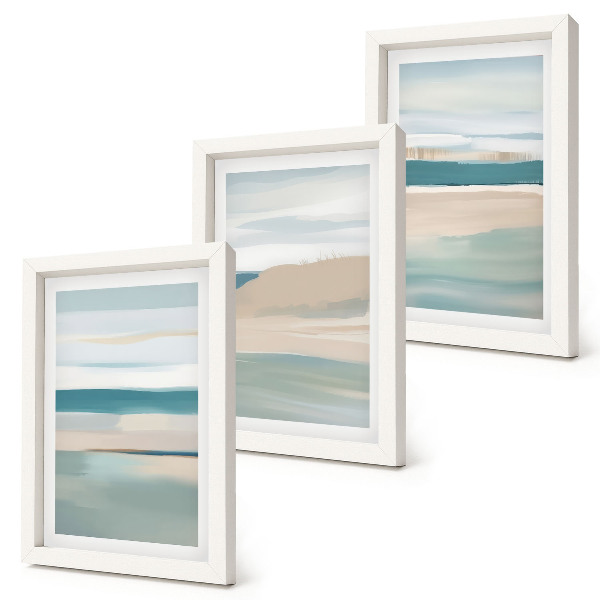 Gallery wall Abstracte landschappen in blauwe en beigetinten.