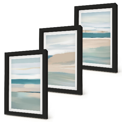Gallery wall Abstracte landschappen in blauwe en beigetinten.
