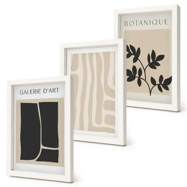 Set ingelijste schilderijen met abstracte vormen en plantmotieven in neutrale tinten