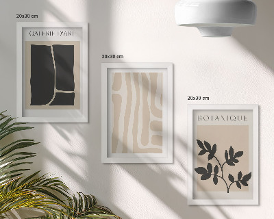 Set van ingelijste schilderijen Abstracte vormen en plantmotieven in neutrale tinten.