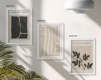 Set ingelijste schilderijen met abstracte vormen en plantmotieven in neutrale tinten