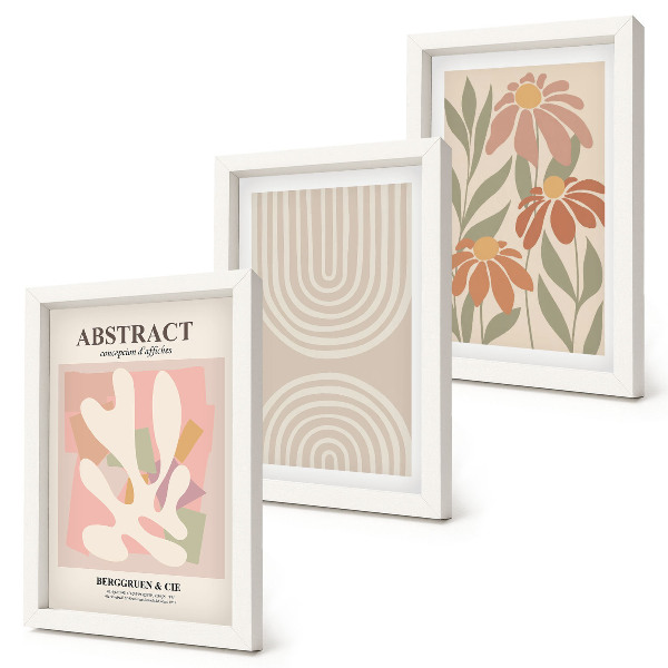 Gallery wall Abstracte vormen met plantmotieven in pastelkleuren.