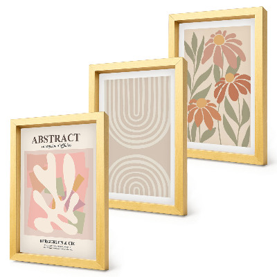 Gallery wall Abstracte vormen met plantmotieven in pastelkleuren.