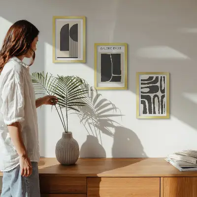 Set van ingelijste abstracte minimalistische posters met abstracte vormen