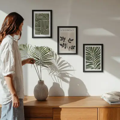 Gallery wall botanische composities in boho minimalisme-stijl