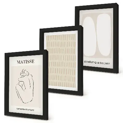 Gallery wall met lijnen en vormen in beige en witte tinten