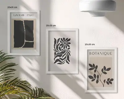 Set van ingelijste schilderijen met abstracte plantpatronen en geometrische vormen