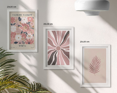Gallery wall Bloemmotieven met bladeren en geometrische vormen.