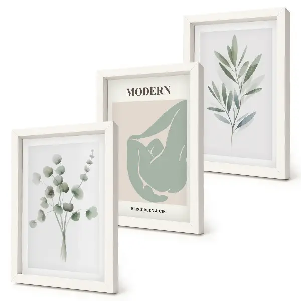 Gallery wall met plantmotieven in delicate groene tinten