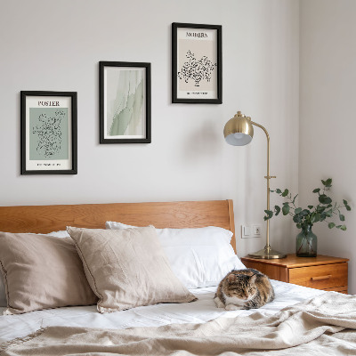 Gallery wall Bloemen in een vaas in een moderne en minimalistische stijl.