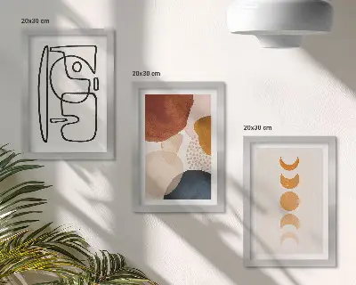 Gallery wall met abstracte vormen en modieuze kleuren