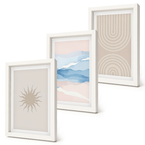 Set van ingelijste schilderijen Zon, golven en abstracte lijnen in pastelkleuren.