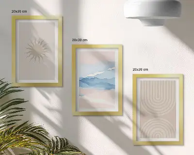 Set van ingelijste schilderijen met zon, golven en abstracte lijnen in pastelkleuren