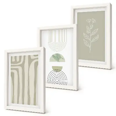 Set van ingelijste schilderijen Geometrische patronen met plantenaccenten in groene tinten.