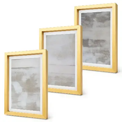 Gallery wall met versleten texturen in moderne industriële stijl