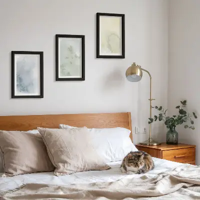 Set van ingelijste schilderijen met pastelkleurige aquarelverf op canvas met textuur