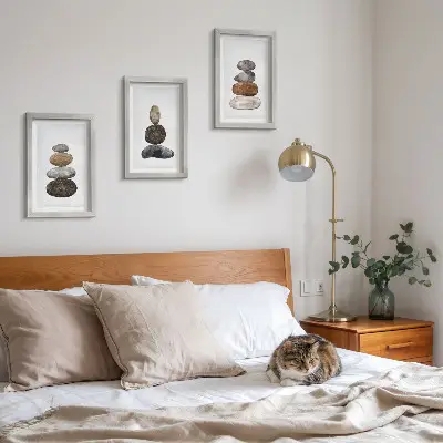 Set van ingelijste schilderijen met minimalistisch boho ontwerp van stapels stenen
